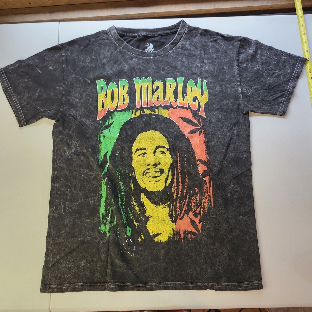 NWOT Zion Black Acid Washed Bob Marley Shirt Size Medium